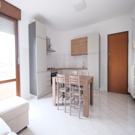 Appartamento completamente arredato a Noventa Vicentina con una stanza letto e terrazzino